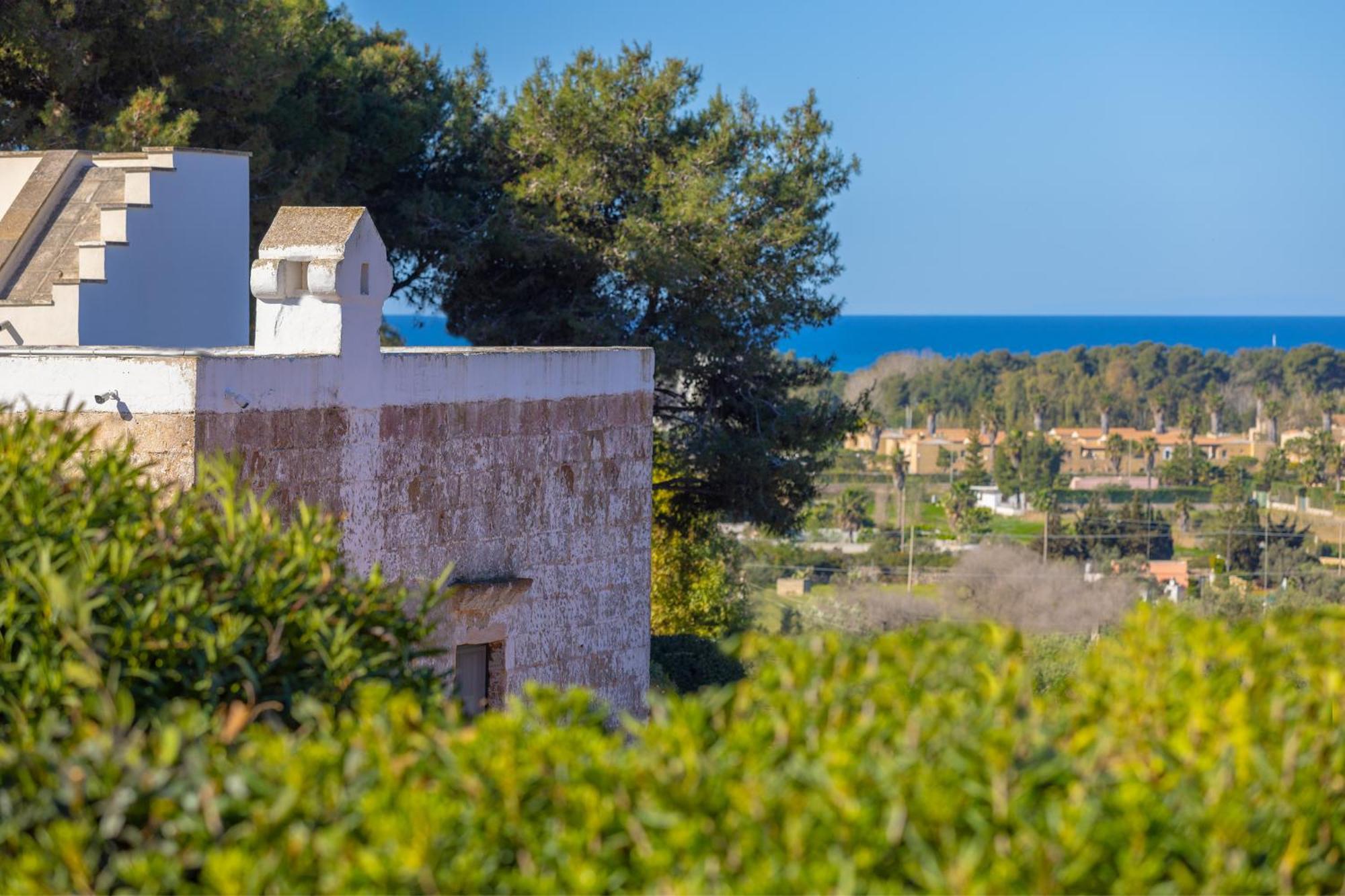 Hotel Masseria Fontanelle Ugento Buitenkant foto